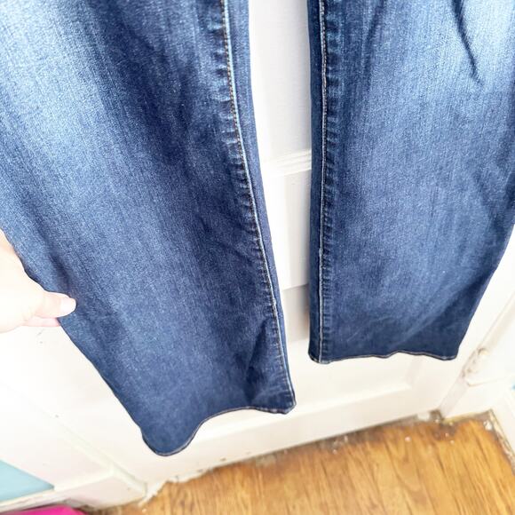 Hudson Beth Baby Boot Cut Jeans Dark Wash Mid Rise Size 32 Y2K Style Color MUDR - Picture 4 of 16